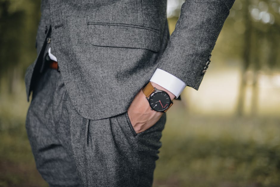 Fashion Meets Function: Smart Accessories